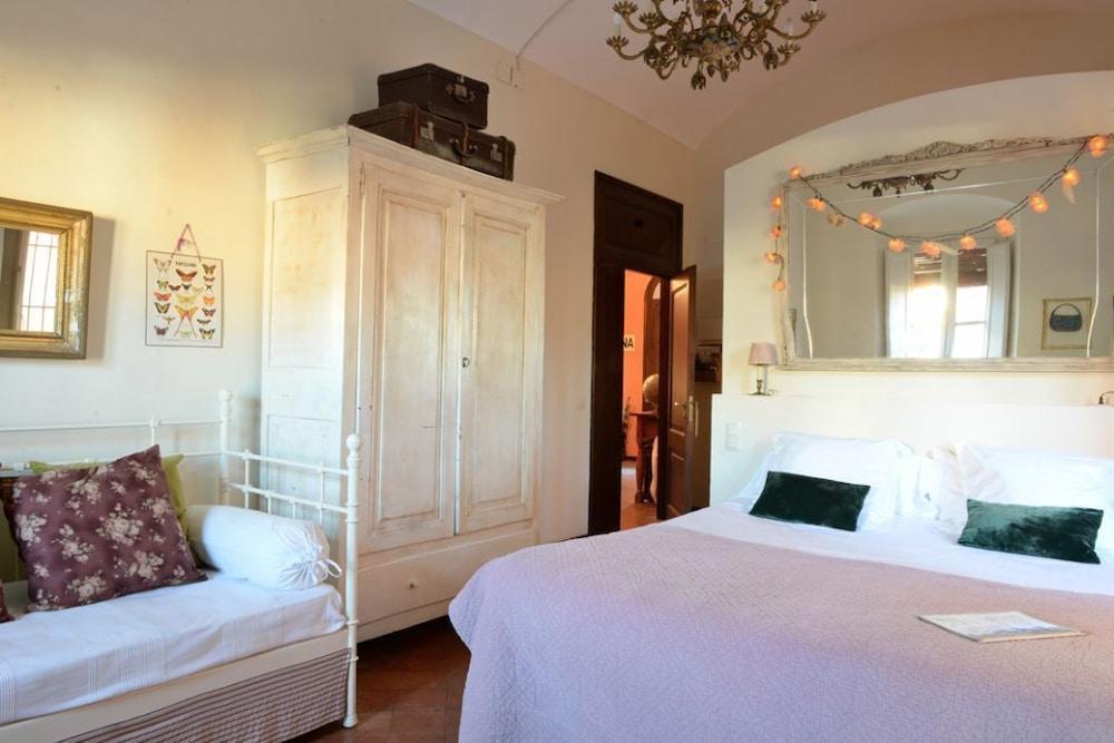 בגור Hotel Aiguaclara מראה חיצוני תמונה